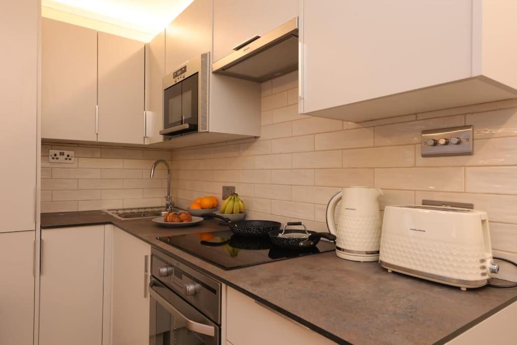 Riverside Serviced Apartments Londres Exterior foto